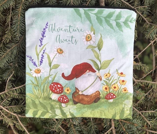 Stay Grateful Gnomes Skippy Zippered Bag