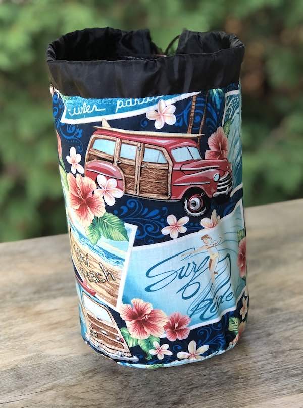 Surfin' SueBee Round Drawstring Bag