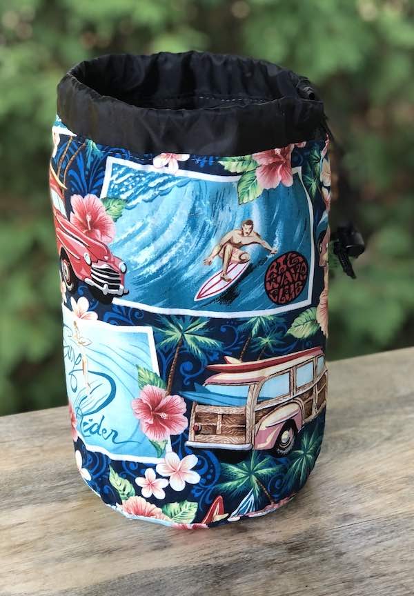 Surfin' SueBee Round Drawstring Bag