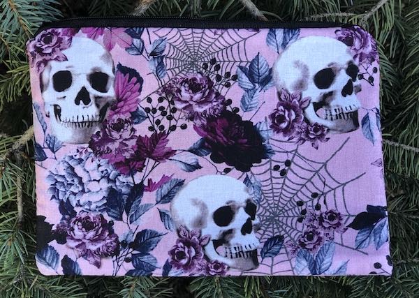 Webby Skulls zippered bag, The Scooter