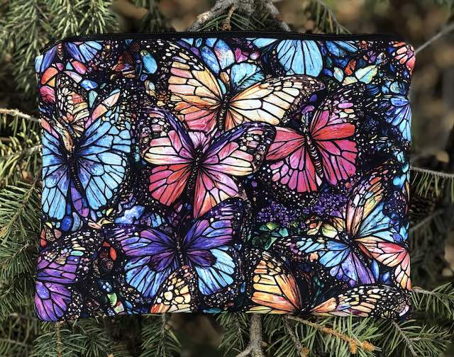 Whispering Wings zippered bag, The Scooter