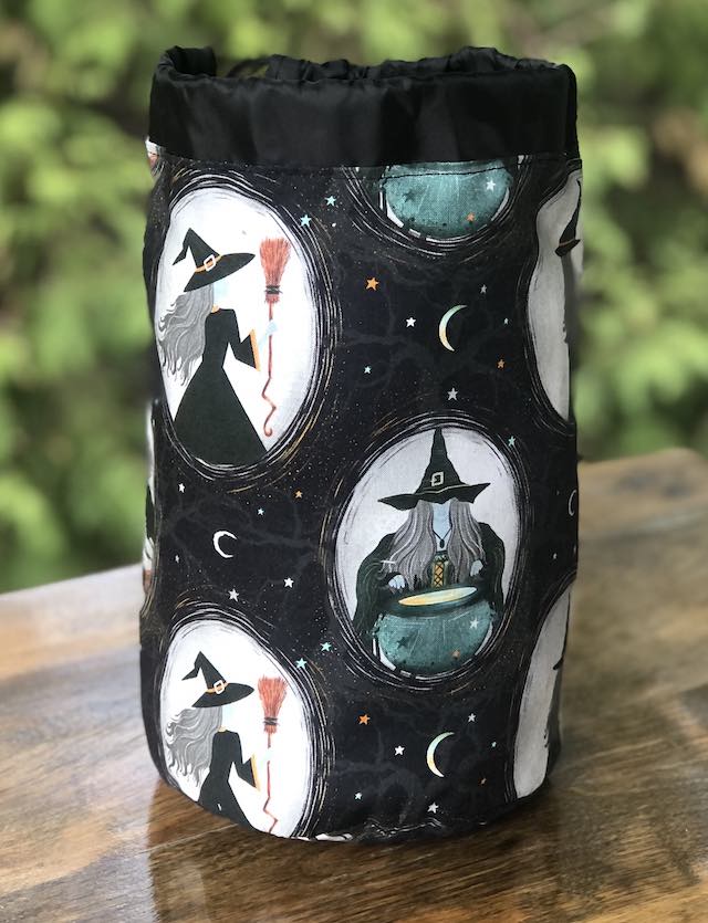 Witches Gallery SueBee Round Drawstring Bag
