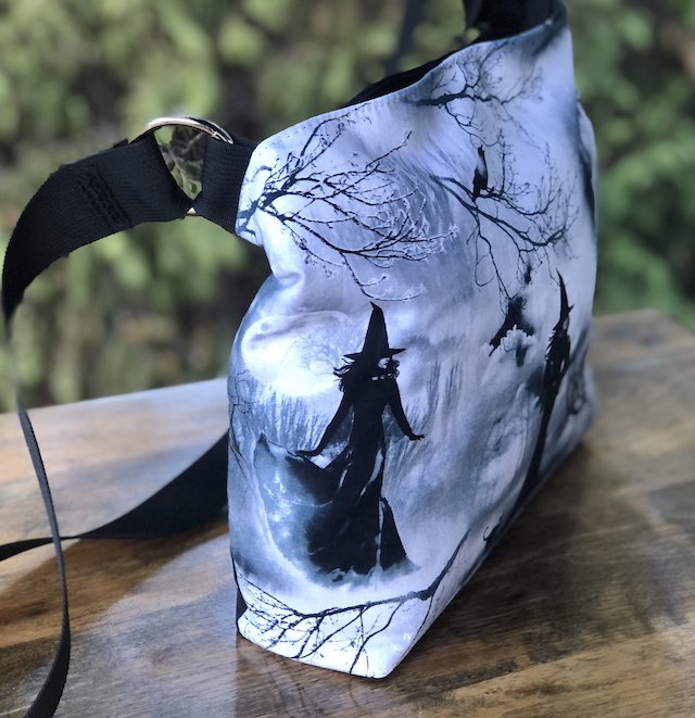 Witches Gathering Tootsie purse