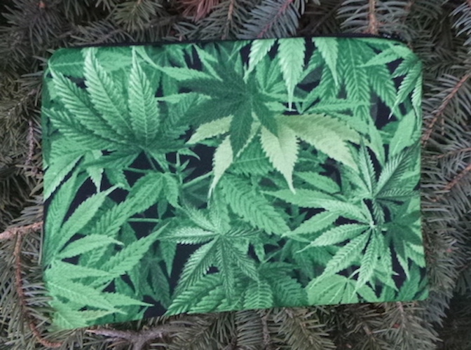 Cannabis zippered bag, The Scooter