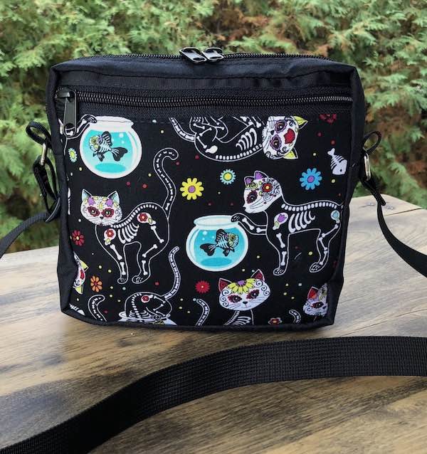 Day of the Dead Cats Hipster Shoulder Bag, The Otter