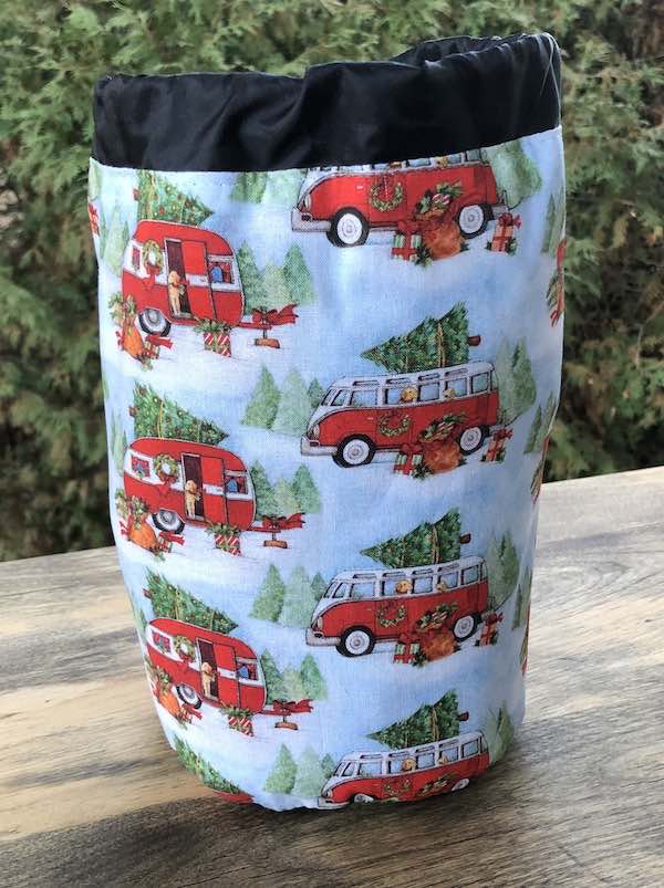 Christmas Camping SueBee Round Drawstring Bag
