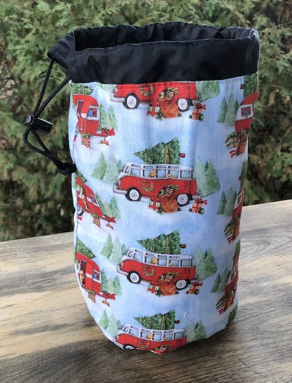 Christmas Camping SueBee Round Drawstring Bag