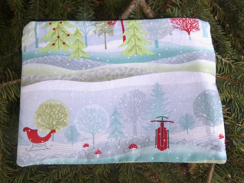 Winter Wonderland Mahjongg card and coin purse, The Slide - CLEARANCE